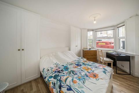 1 bedroom flat to rent, Chapel Road, London W13