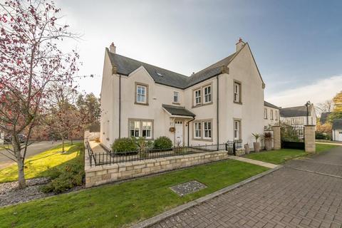 8 Robert Smith Place, Lugton Brae, Dalkeith, EH22 1JF