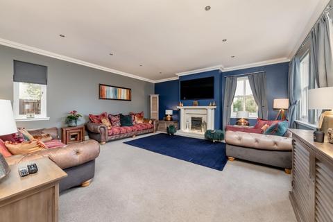 8 Robert Smith Place, Lugton Brae, Dalkeith, EH22 1JF
