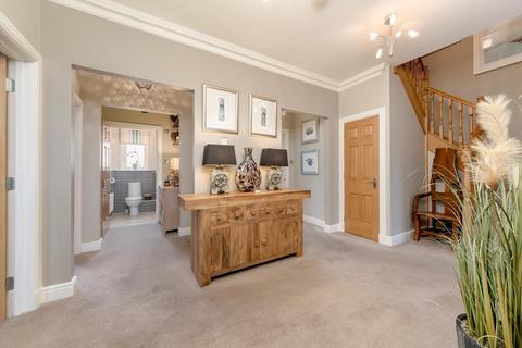 8 Robert Smith Place, Lugton Brae, Dalkeith, EH22 1JF