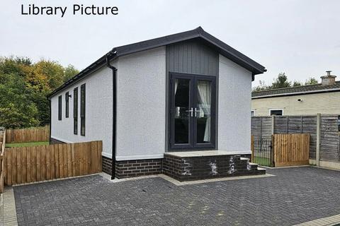 2 bedroom park home for sale, Field Place, Naish Estate, Barton On Sea, Hampshire, BH25