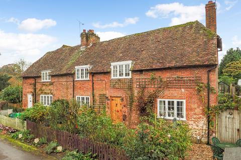 3 bedroom end of terrace house for sale, Church Lane, East Worldham, Alton, Hampshire