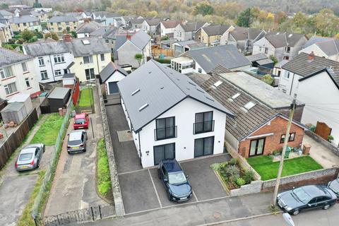 4 bedroom detached house for sale, Gwerthonor Lane, Gilfach, CF81