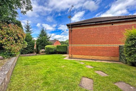 3 bedroom end of terrace house for sale, Bankside, Wombourne, WV5