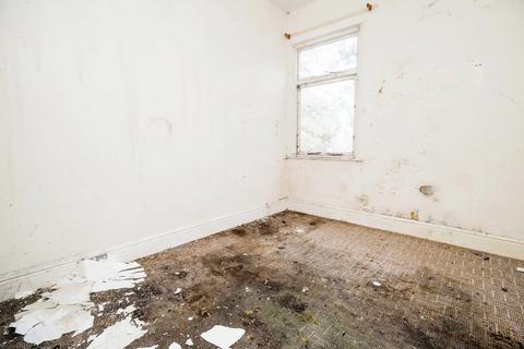 15 Bradley Road, Wrexham, LL13 7TG