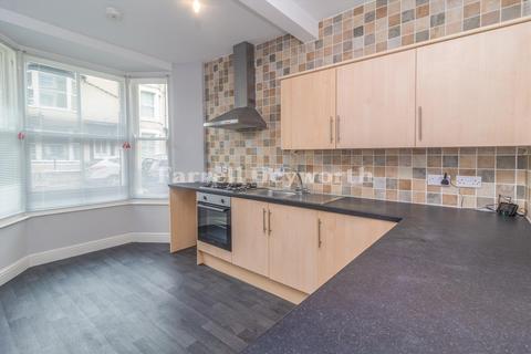 3 bedroom house for sale, Poulton Road, Morecambe LA4