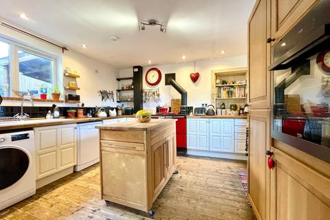 Broomhall Cottage Duncrievie Road, Glenfarg, Perth, PH2 9PA