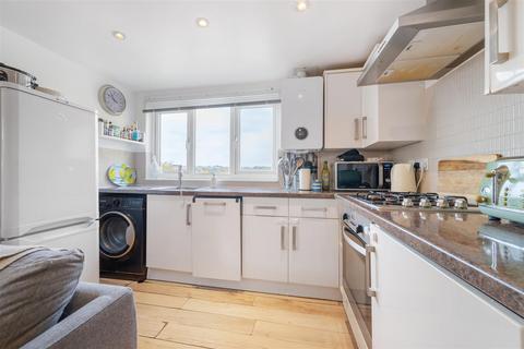 2 bedroom flat for sale, Croydon Road, Penge, SE20