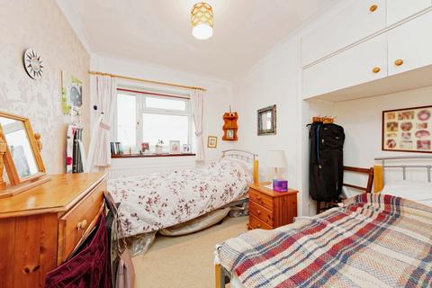 12 Abbey Fields, Faversham, ME13 8JD