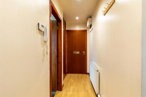 1 bedroom flat for sale, Crieff Road, Perth