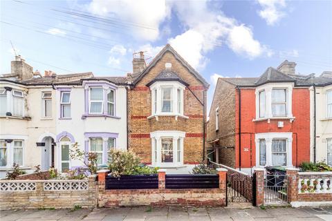 3 bedroom terraced house for sale, Seaford Road, London, N15