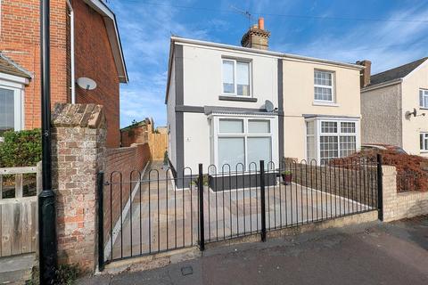 3 bedroom semi-detached house for sale, Wray Street, Ryde, PO33 3ED