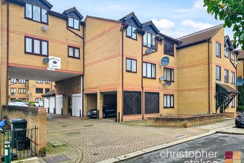 1 bedroom ground floor flat for sale, Maple Leaf Court, Cross Road, Waltham Cross, Hertfordshire, EN8 7HU