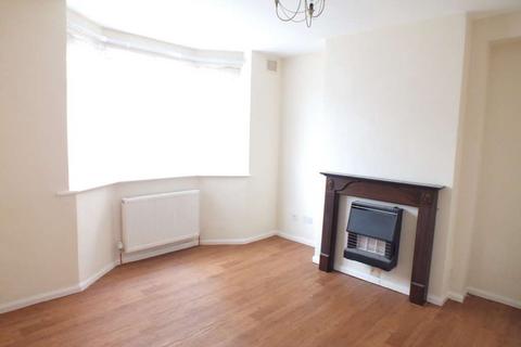 3 bedroom terraced house to rent, Hurst Road, Smethwick