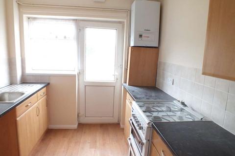 3 bedroom terraced house to rent, Hurst Road, Smethwick