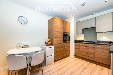 2 bedroom apartment for sale, Queensmead, Farnborough, Hampshire