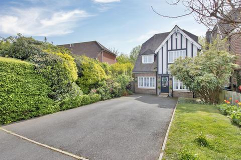 4 bedroom detached house for sale, Dowgate Close, Tonbridge TN9