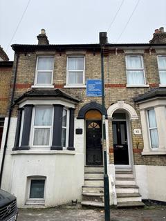 4 bedroom house to rent, Salisbury Road, Chatham, ME4