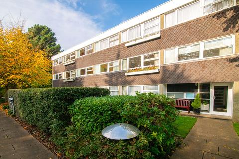 3 bedroom apartment for sale, Wellesley Road, Strawberry Hill, Twickenham, TW2