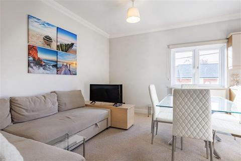 1 bedroom flat for sale, Buttercross Lane, Epping