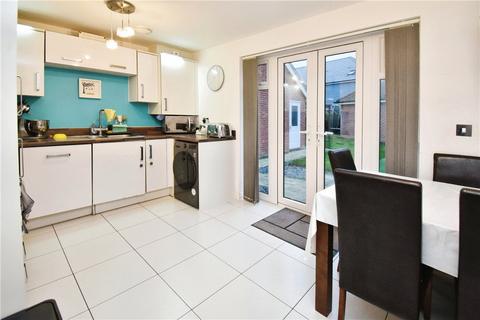 159 Cutforth Way, Romsey, SO51 0BG