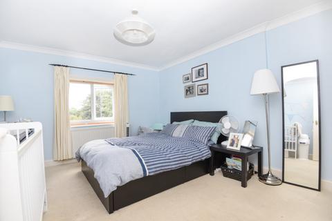 1 bedroom apartment to rent, Copers Cope Road Beckenham BR3