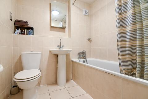 1 bedroom apartment to rent, Copers Cope Road Beckenham BR3