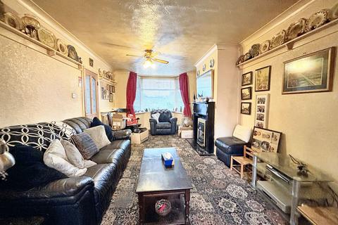 3 bedroom property for sale, Newearth Road, Manchester M28