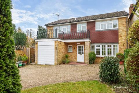 4 bedroom detached house for sale, Vicarage Road, Bagshot, Surrey, GU19