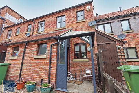 2 bedroom terraced house to rent, Huddlestones Wharf, Newark, Nottinghamshire