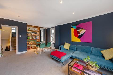 2 bedroom flat for sale, Wandsworth Bridge Road, London, SW6