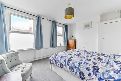 10 Aylett Road, London, SE25 4JY