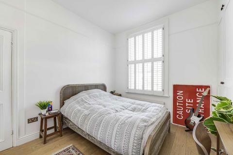 27 Bradmore Park Road, London, W6 0DT