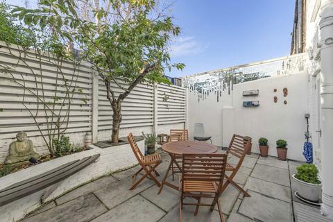 27 Bradmore Park Road, London, W6 0DT