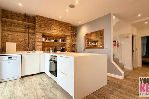 5 bedroom house for sale, Sandgate High Street, Sandgate, Folkestone, Kent CT20 3BY