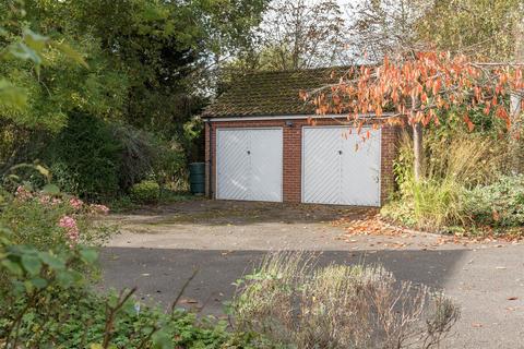 4 bedroom detached bungalow for sale, The Retreat, West Bergholt, Colchester