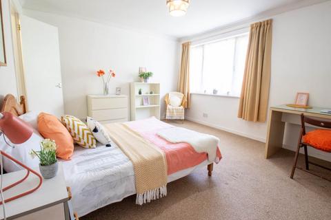 6 bedroom house to rent, Sidney Road, Gillingham, Kent