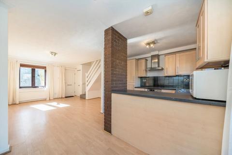 22 Waterman Way, London, E1W 2QN