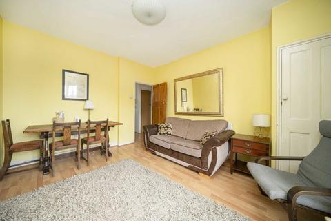 2 bedroom flat to rent, Reardon Street, London E1W