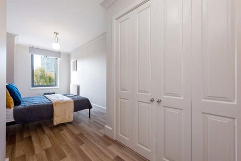 2 bedroom flat for sale, The Highway, London E1W