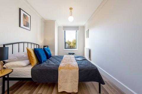 2 bedroom flat for sale, The Highway, London E1W