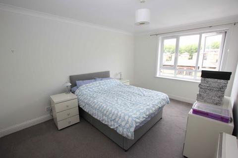 2 bedroom flat to rent, Rainbow Quay, London SE16