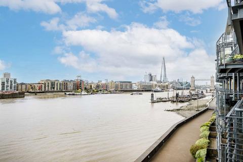 1 bedroom flat for sale, Wapping High Street, London E1W