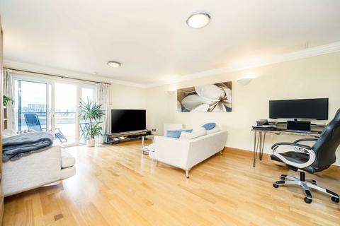 1 bedroom flat for sale, Wapping High Street, London E1W