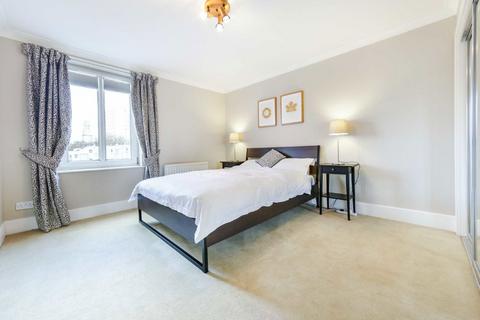 2 bedroom flat for sale, Narrow Street, London E14