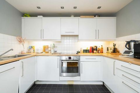 1 bedroom flat for sale, Knighten Street, London E1W