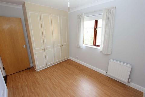 3 bedroom house to rent, Fowey Close, London E1W