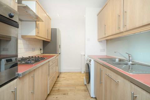 1 bedroom flat to rent, Telfords Yard, London E1W