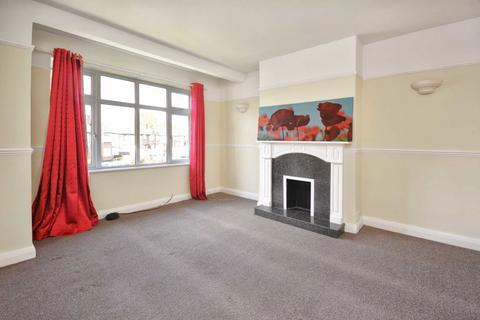 2 bedroom maisonette to rent, Ivy Close, Harrow HA2