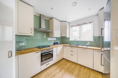 4 bedroom end of terrace house to rent, Coxwell Boulevard, Mill Hill, London, NW9